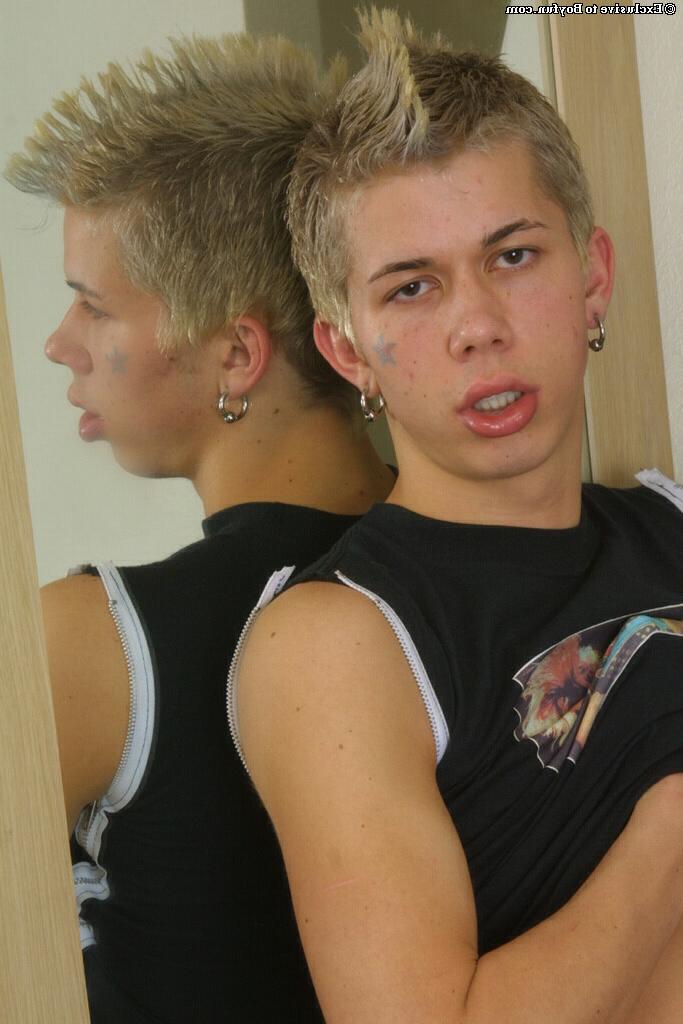 20P Gay punk boy Gage stripping and masturbating in front of the mirror