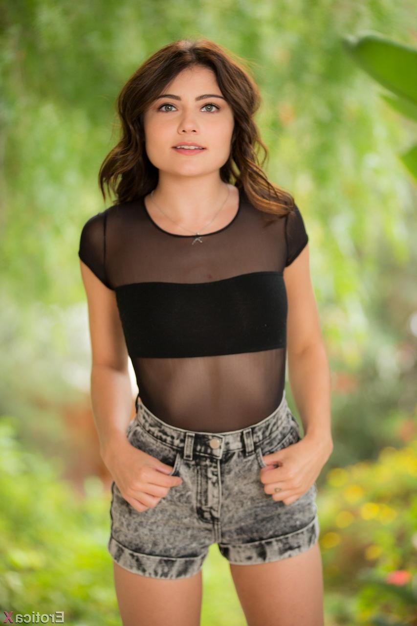 20P Tiny girlfriend Adria Rae strips to her boots & exposes her innocent body