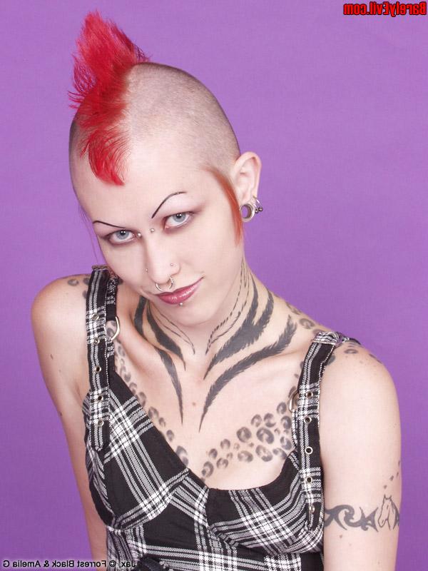 20P Alternative girl Jax takes a dildo to her pierced pussy in platform boots