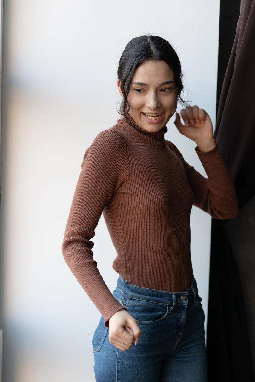 20P Beautiful Nika poses in seductive outfits and teases with her slim figure