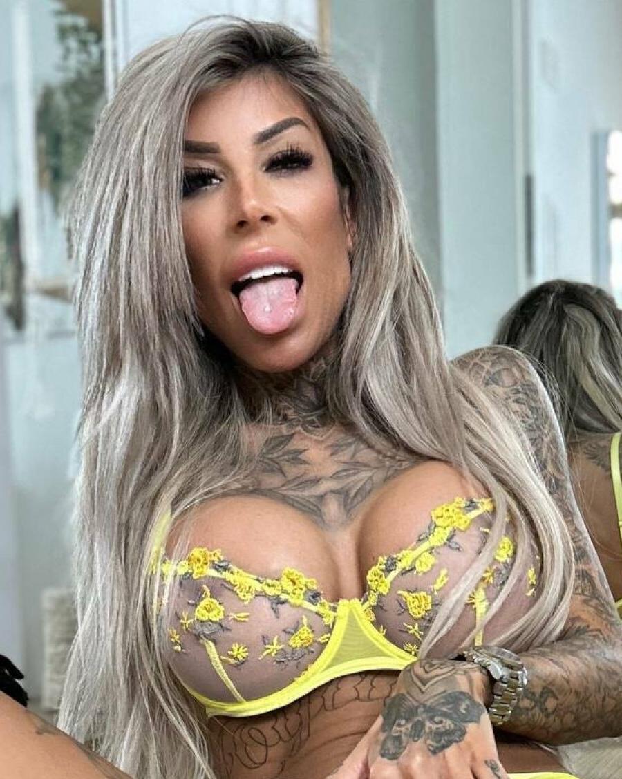 16P Inked amateur bombshell Jacky posing in her exotic yellow lingerie