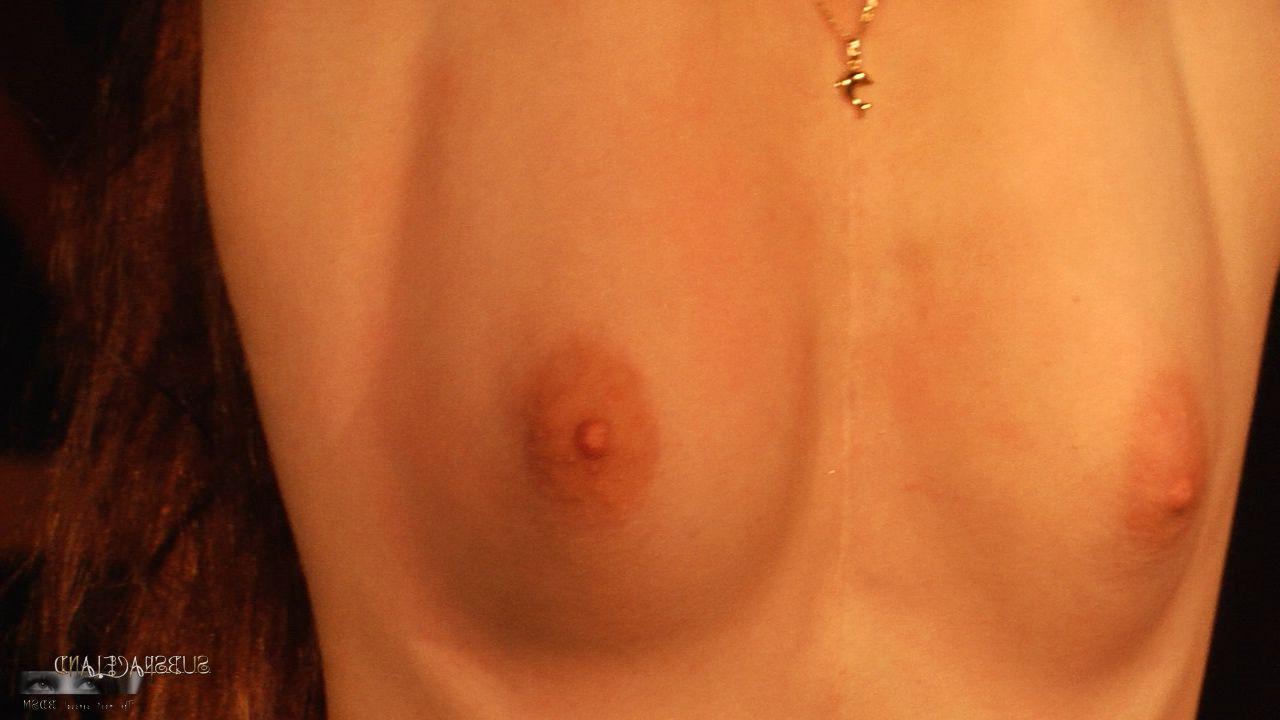 20P 27 yo brunette Chelsy Sun giving head to her BDSM handler under candle lights