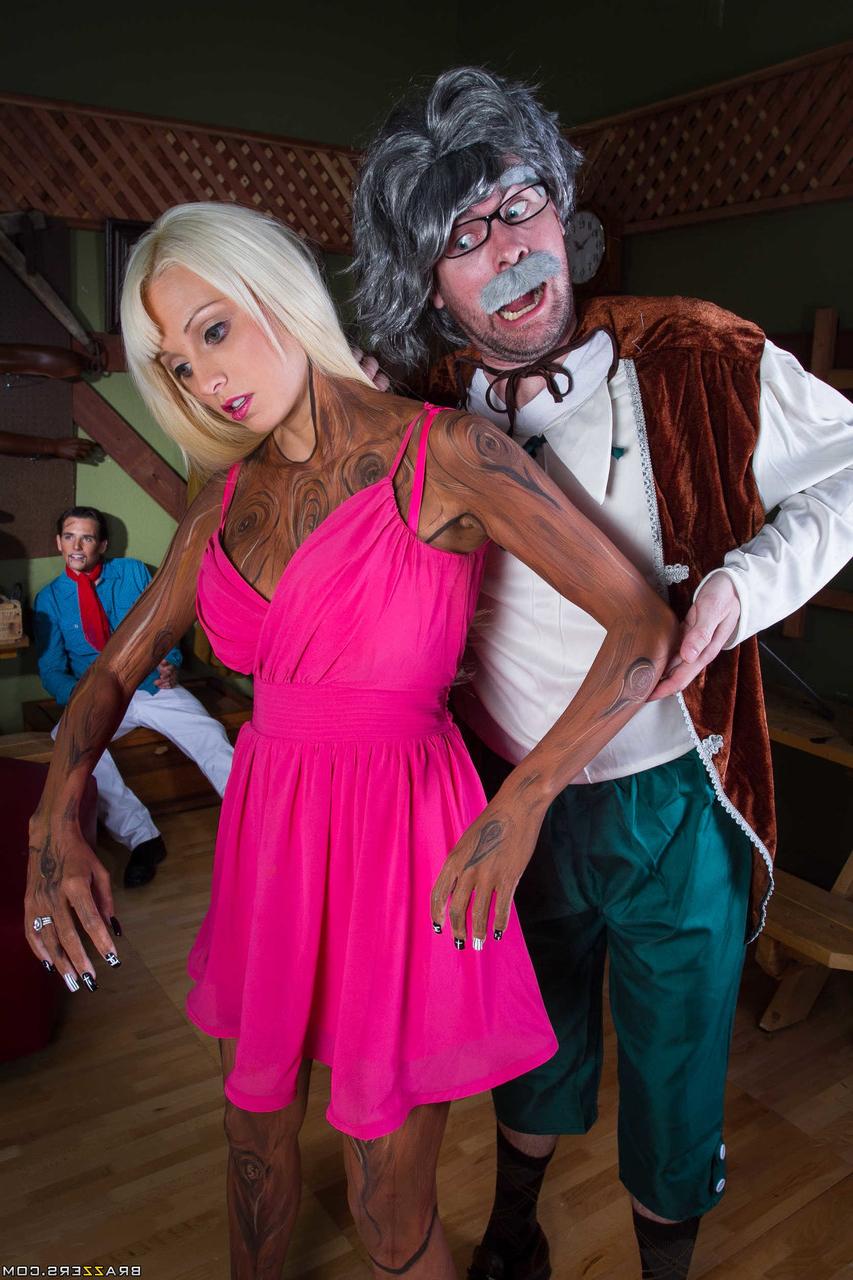 20P Inked doll Rikki Six getting screwed by horny dollmaker Geppetto
