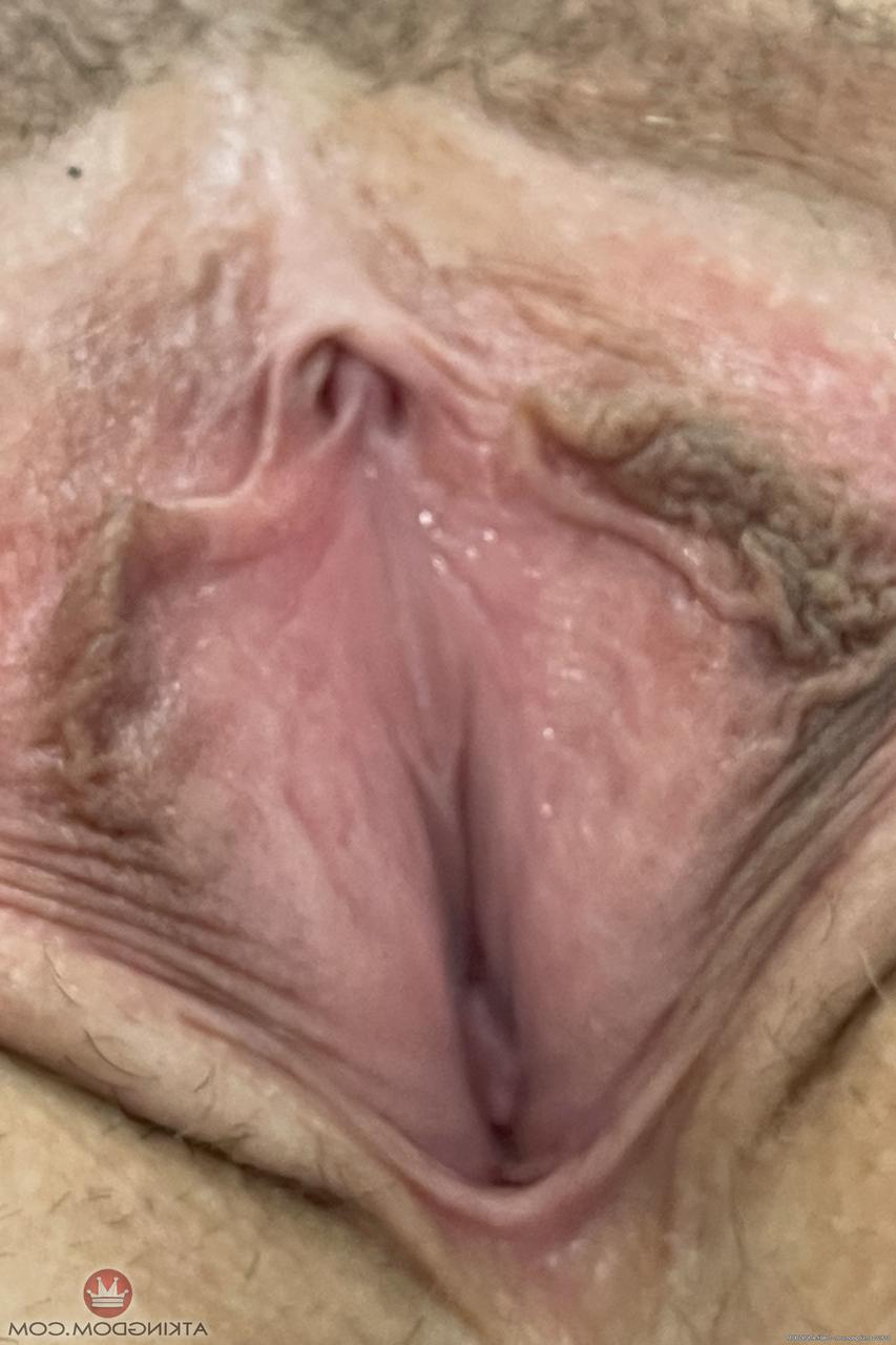 20P Sexy babe Alina West spreads her trimmed pussy while flaunting her big ass