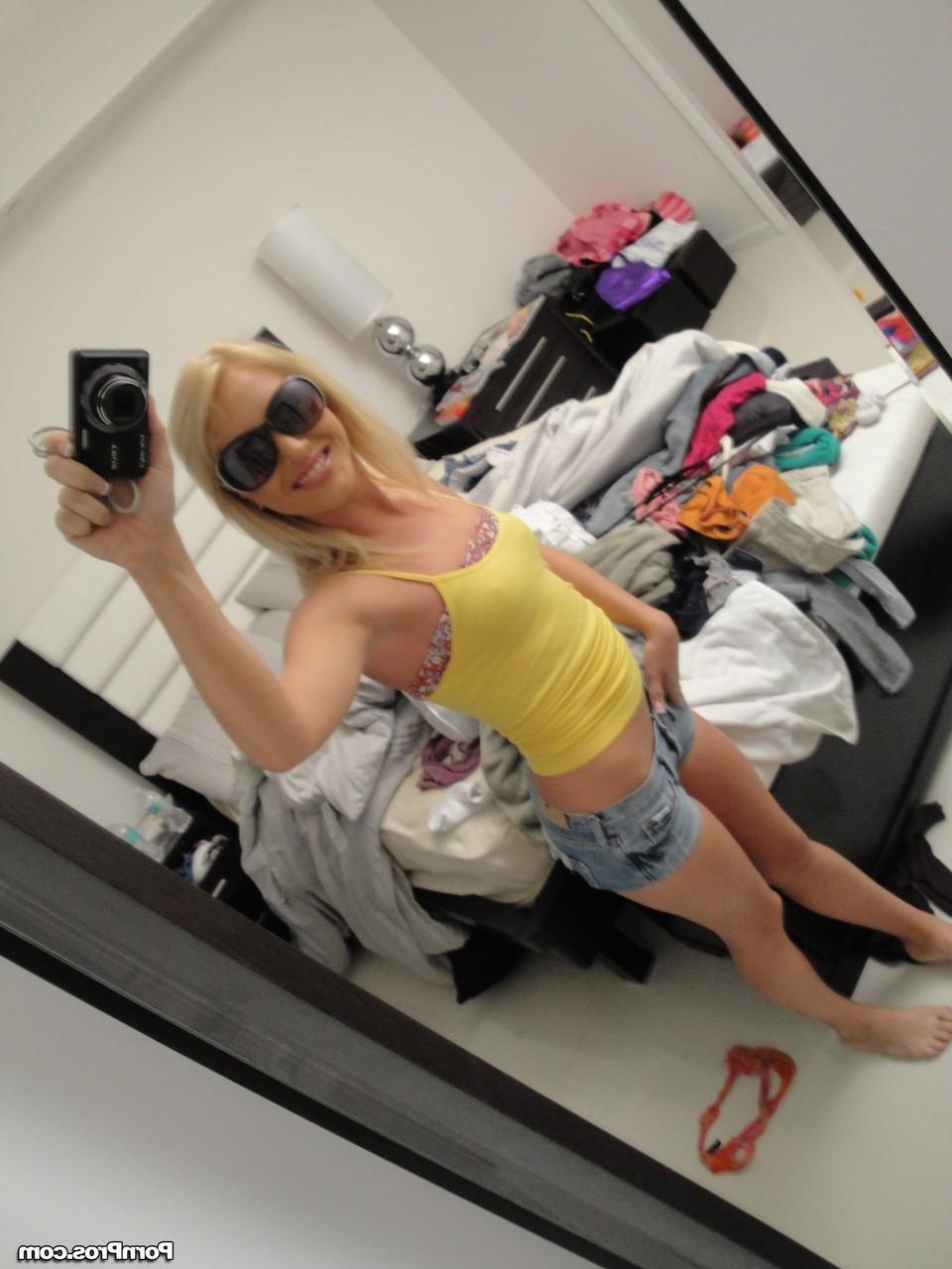 17P Conceited blondes slut Chloe takes selfies of her tiny tits & lounges naked