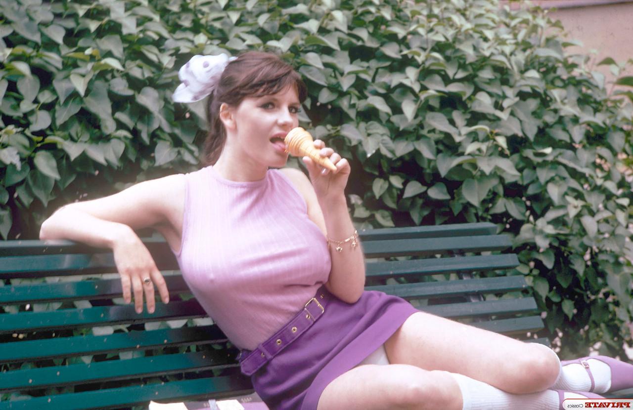 12P Braless busty tourist flaunts her big tits & hairy pussy while sightseeing