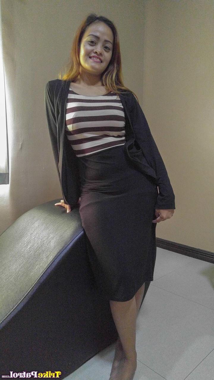 20P La adorable filipina Crystal Magpantay es agarrada por el pelo y follada duro