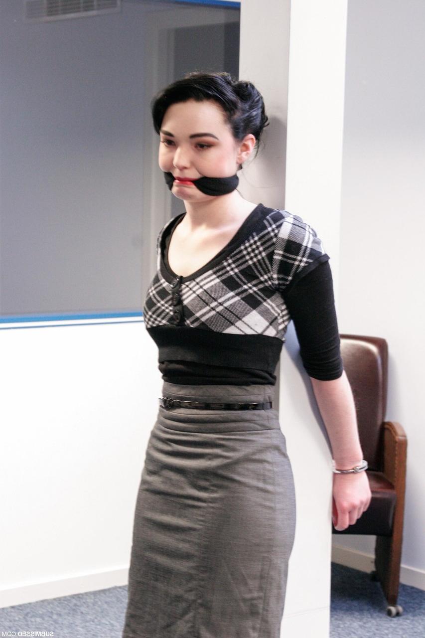 17P Submissive short haired cutie Lilly being tied up at the office