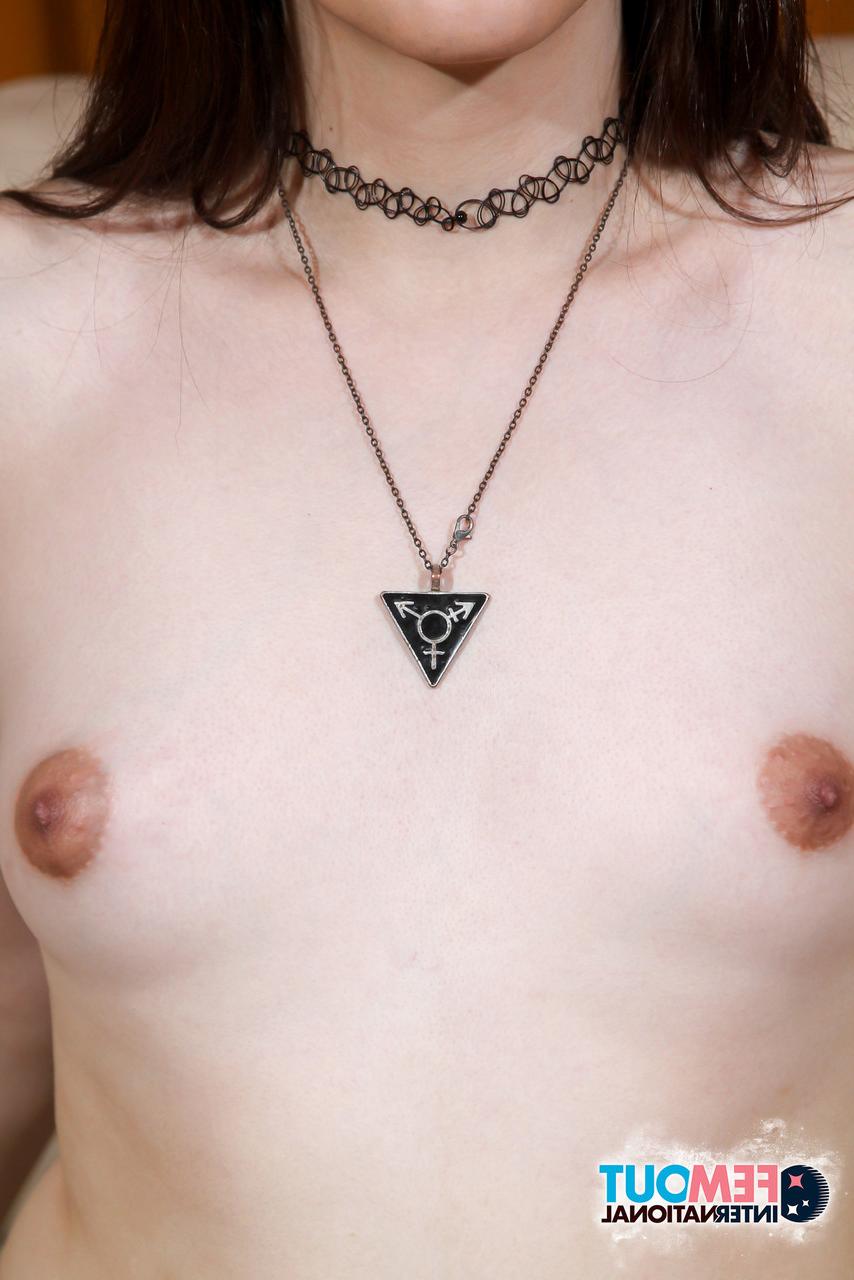 16P Femout XXX Nira Succubus