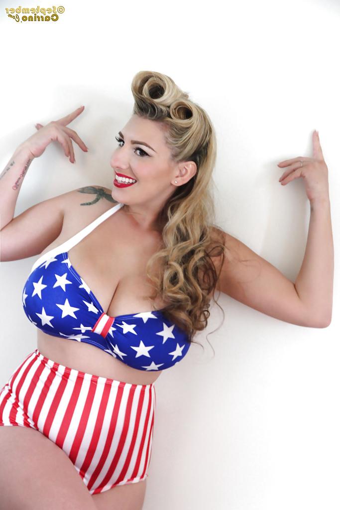 16P Busty blonde babe September Carrino models vintage hairstyle in bikini