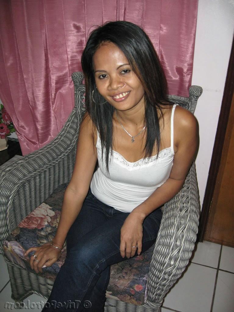 17P Asian with natural tits Maureen has a chance to show off pussy on camera