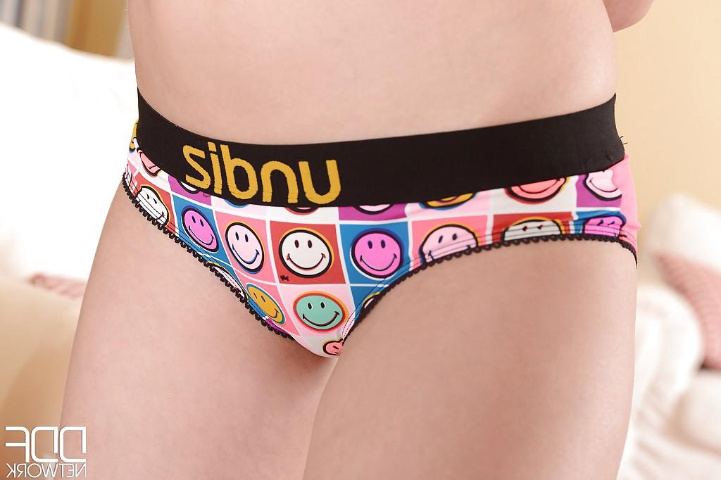16P Euro babe model Liona removing panties to spread pussy up close in socks
