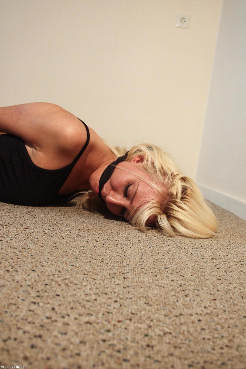 20P Blonde babe Valeri gets tied up in a short black dress and high heels