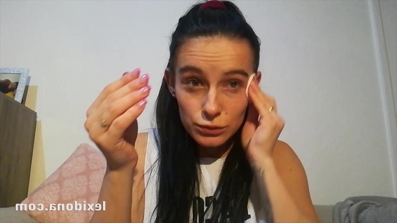 15P Brunette teen Lexi Dona removes her makeup during a non-nude scene
