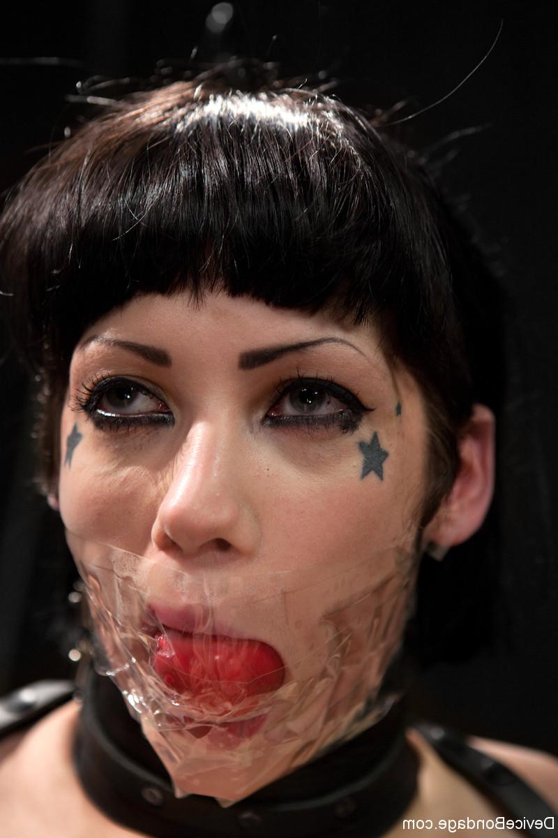 20P Device Bondage Asphyxia Noir