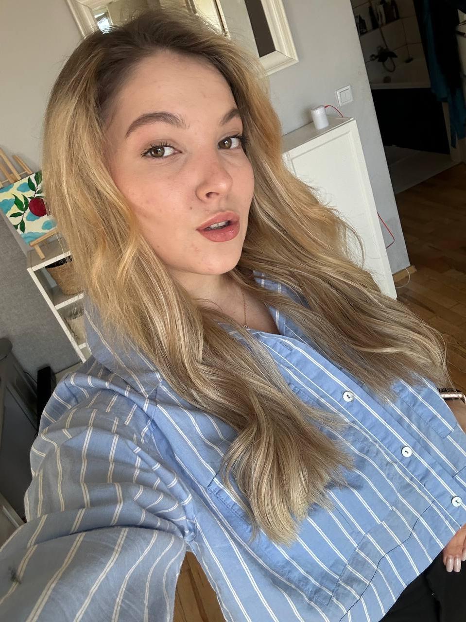 19P Pretty OnlyFans babe All About Diana posing in her hot outfits in a solo
