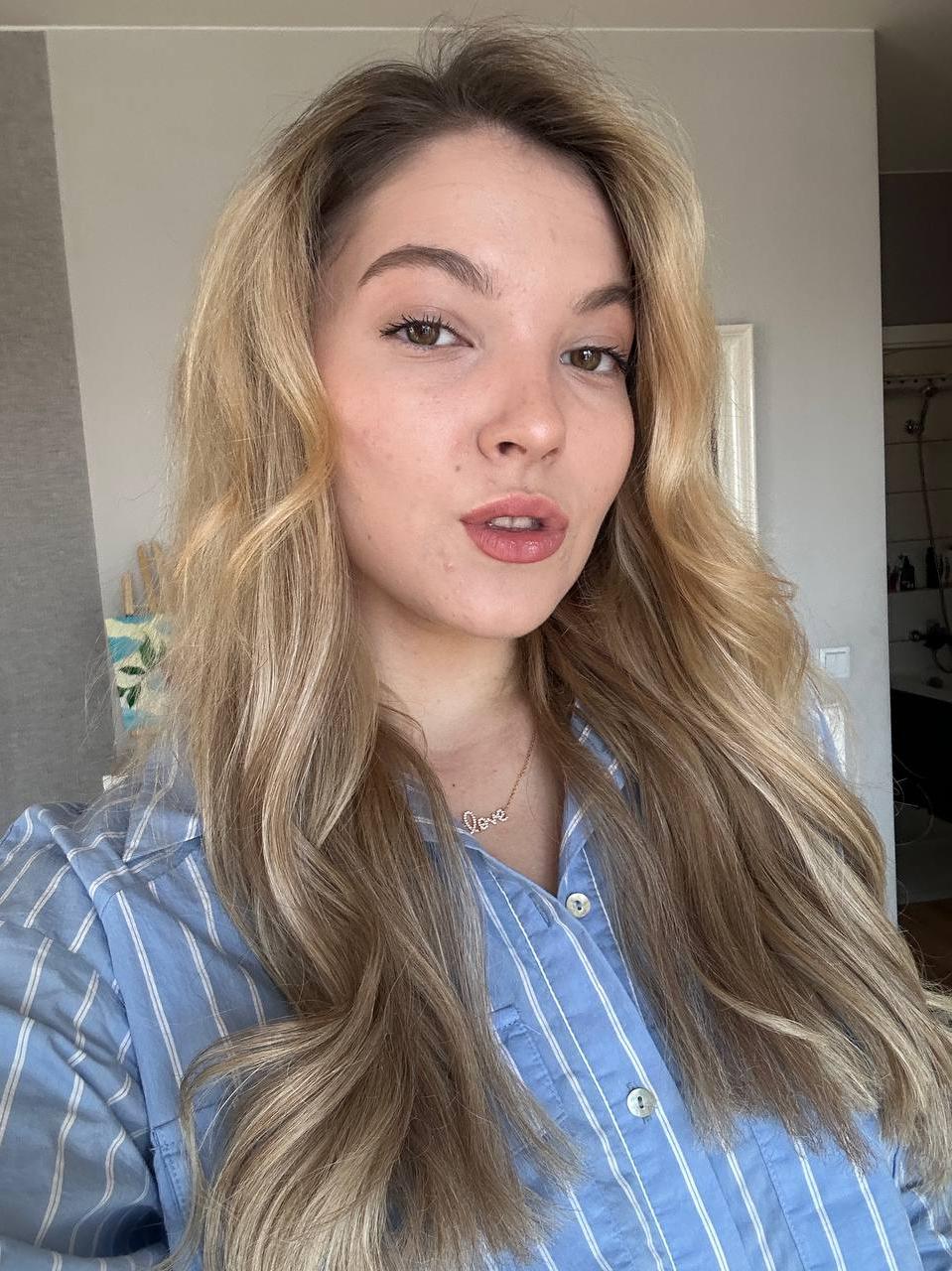 19P Pretty OnlyFans babe All About Diana posing in her hot outfits in a solo