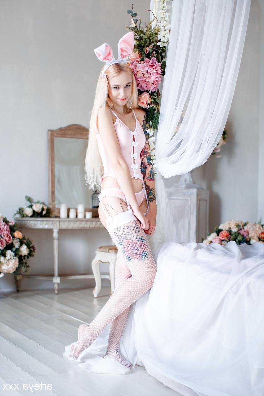 15P Tattooed Russian babe Arteya teases in sexy lingerie and stockings