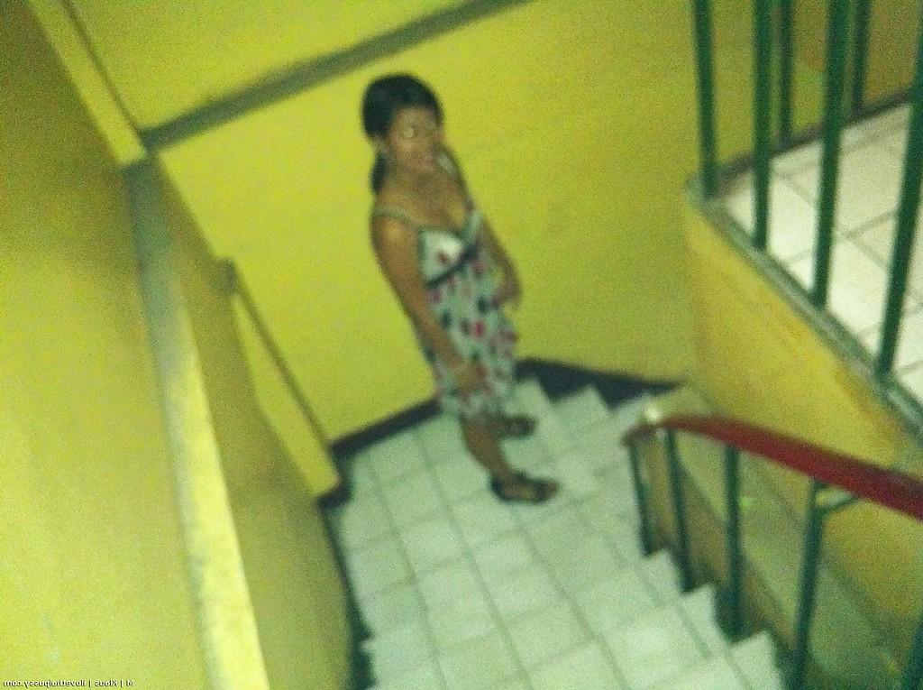 16P Asiática adolescente gostosa tirando a roupa e transando