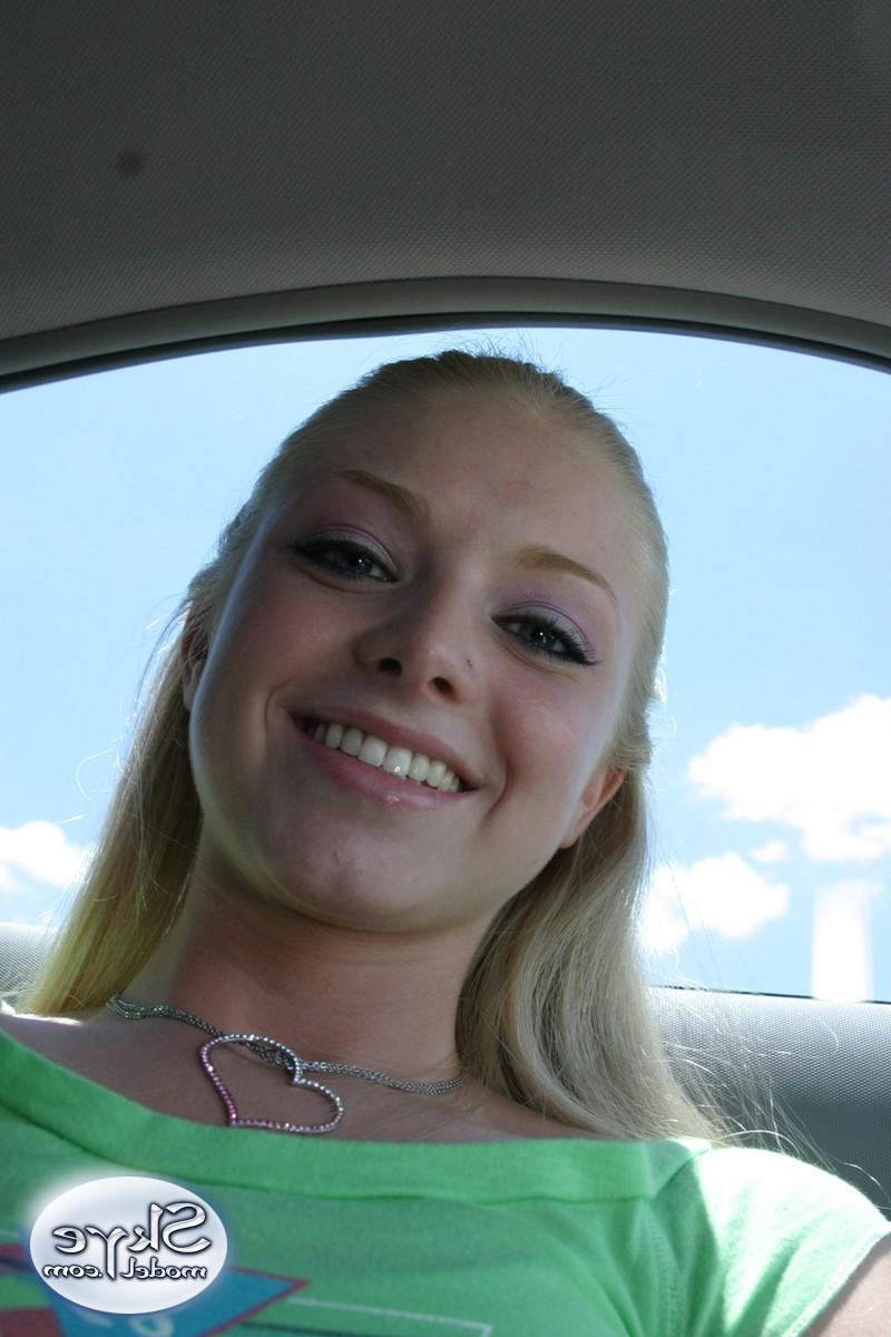 12P Sweet amateur Skye Model showing her slender little body off in tight jeans
