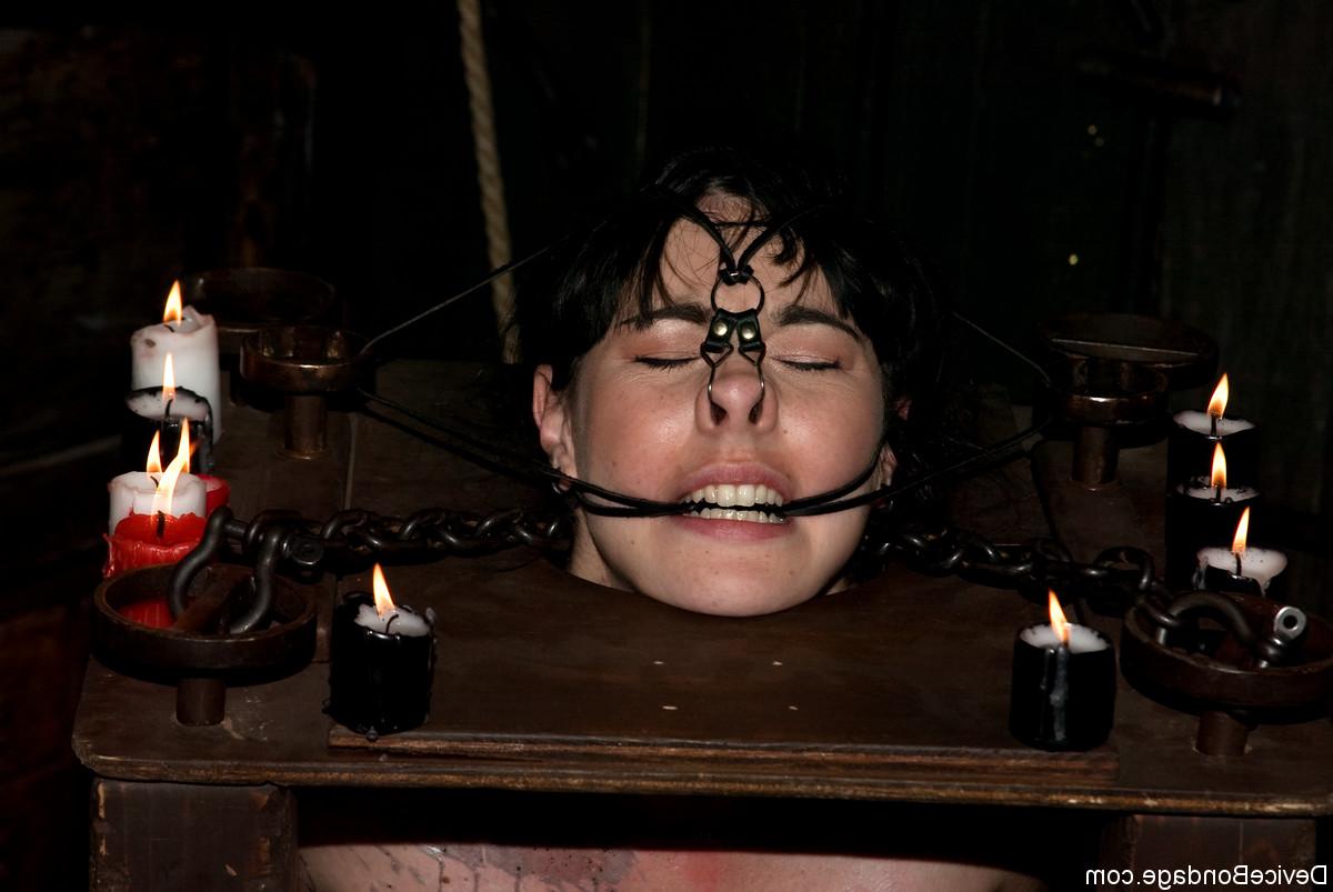 20P Hot babe Natalie Minx gets her clit waxed & vibrated while helpless in bondage