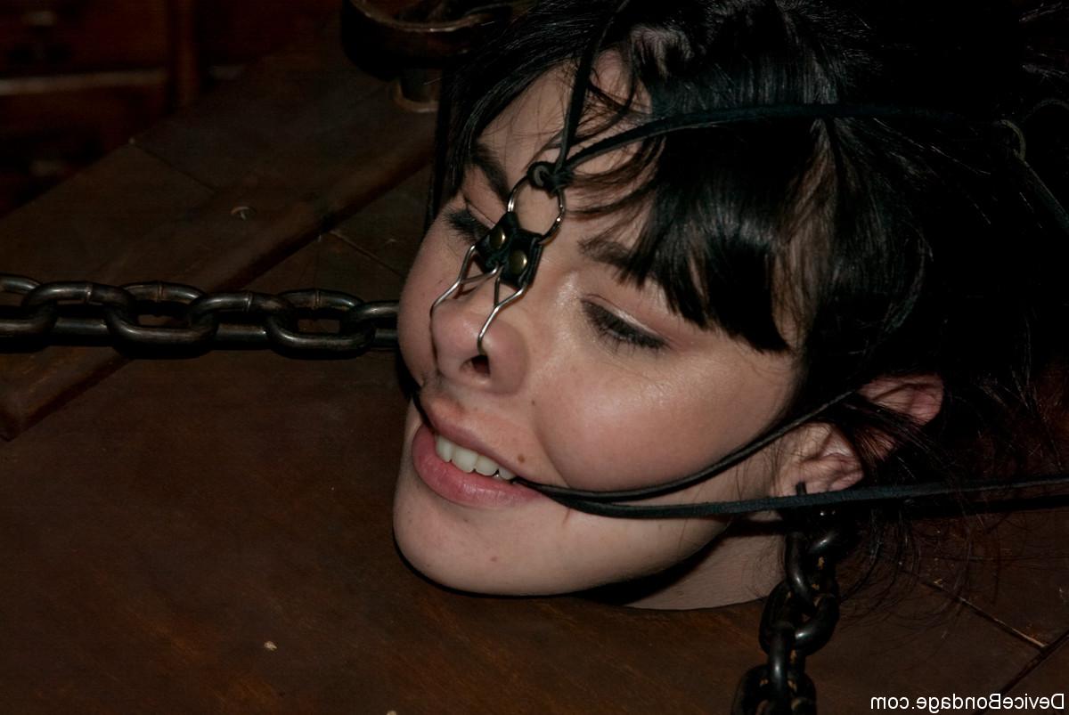 20P Hot babe Natalie Minx gets her clit waxed & vibrated while helpless in bondage