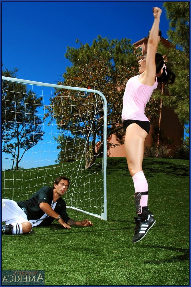 16P Sexy soccer player Franchezca Valentina scoring a huge dick on the field