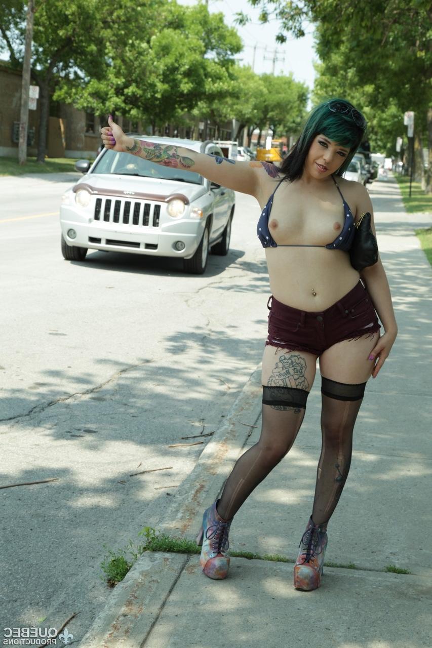 20P Shapely girl with tattoos Victoria Toxic hitchhiking for a ride