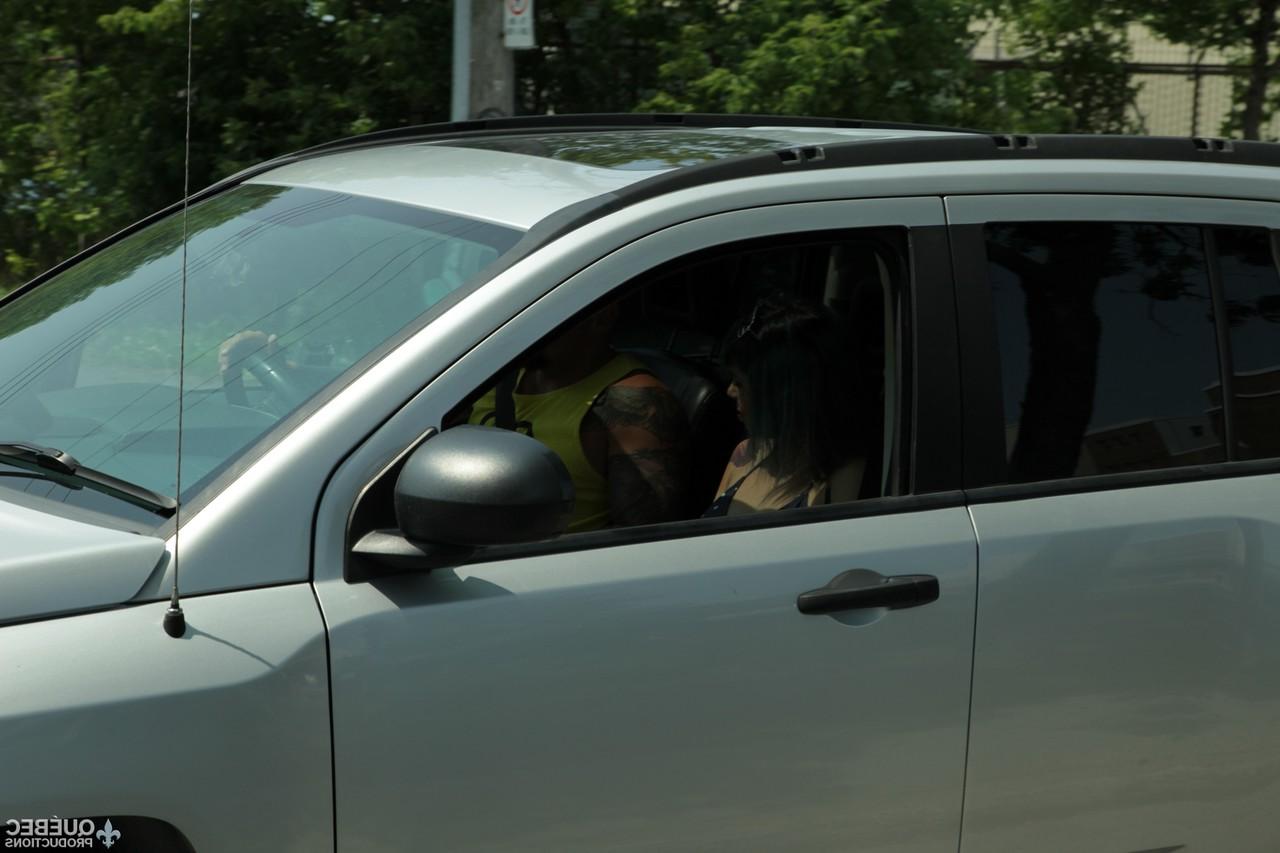 20P Shapely girl with tattoos Victoria Toxic hitchhiking for a ride