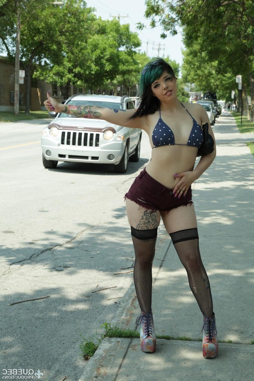 20P Shapely girl with tattoos Victoria Toxic hitchhiking for a ride