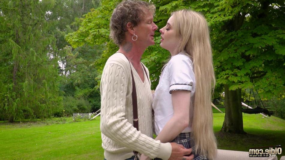 16P Blonde teen kisses an old woman on the mouth and deepthroats her husband too