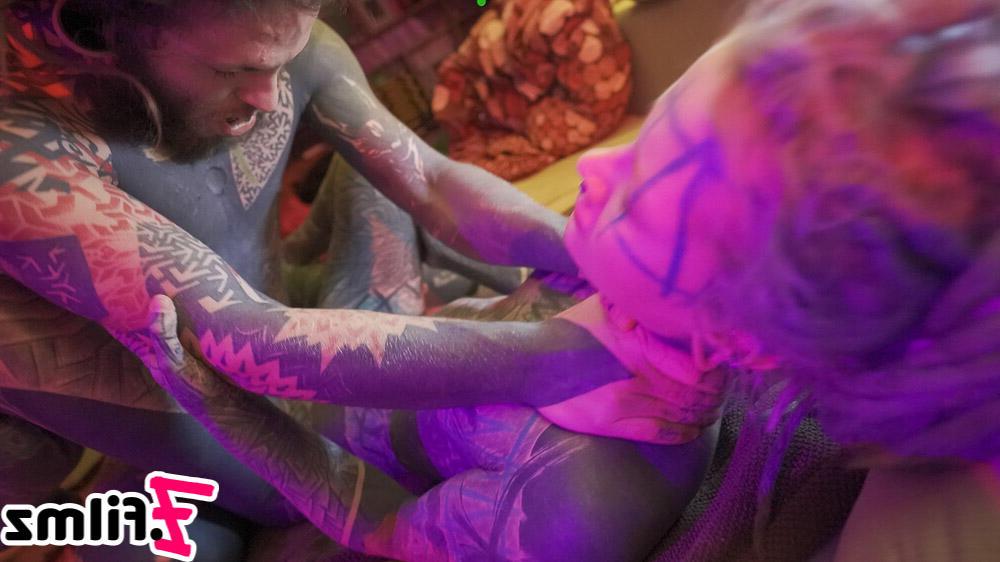 16P Body modifiers Lily Lu and Anuskatzz and Nikolaz engage in anal sex