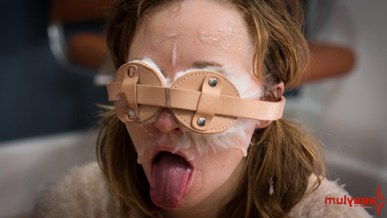 10P Amy Aimless bound with red ropes and humiliated by a guy in mask and friend