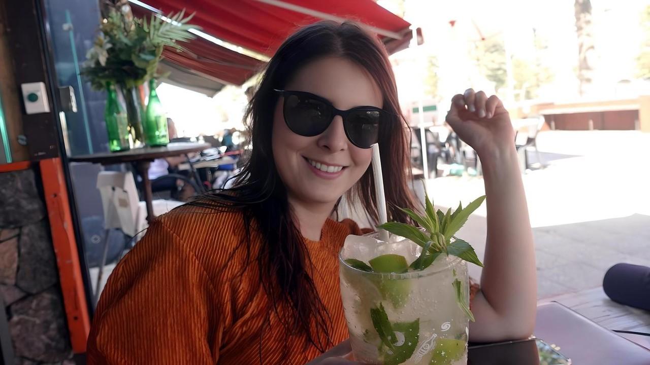 19P Sweet European teen in sunglasses Amelie exposes her lovely tits & shaved cunt