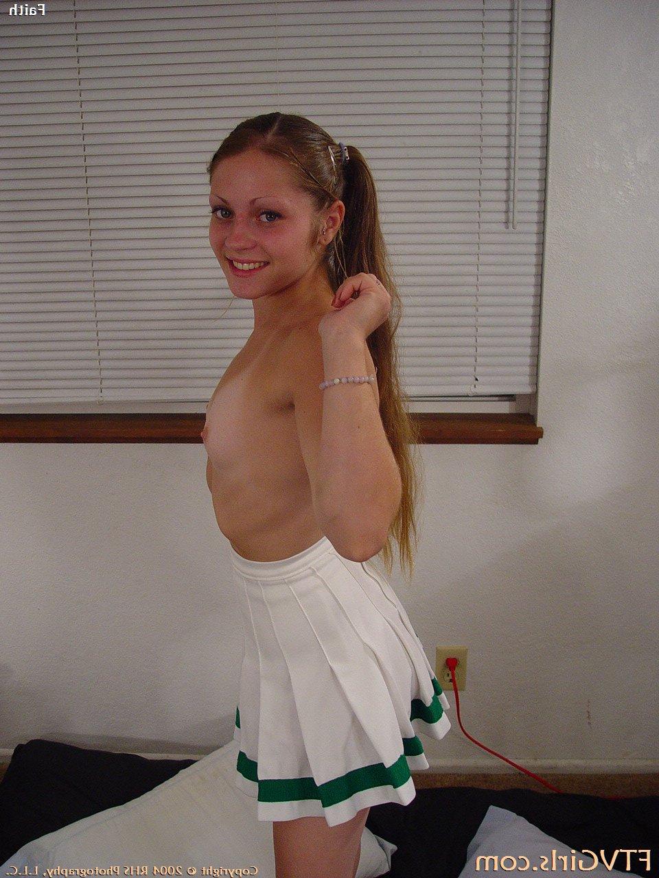 20P Skinny cheerleader Faith shows her tiny tits & big ass while changing