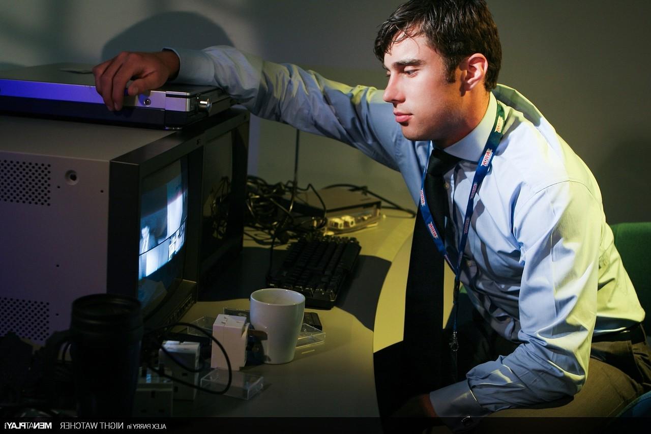 15P Handsome gay businessman Alex Parry pulls out his dick and jerks off at work