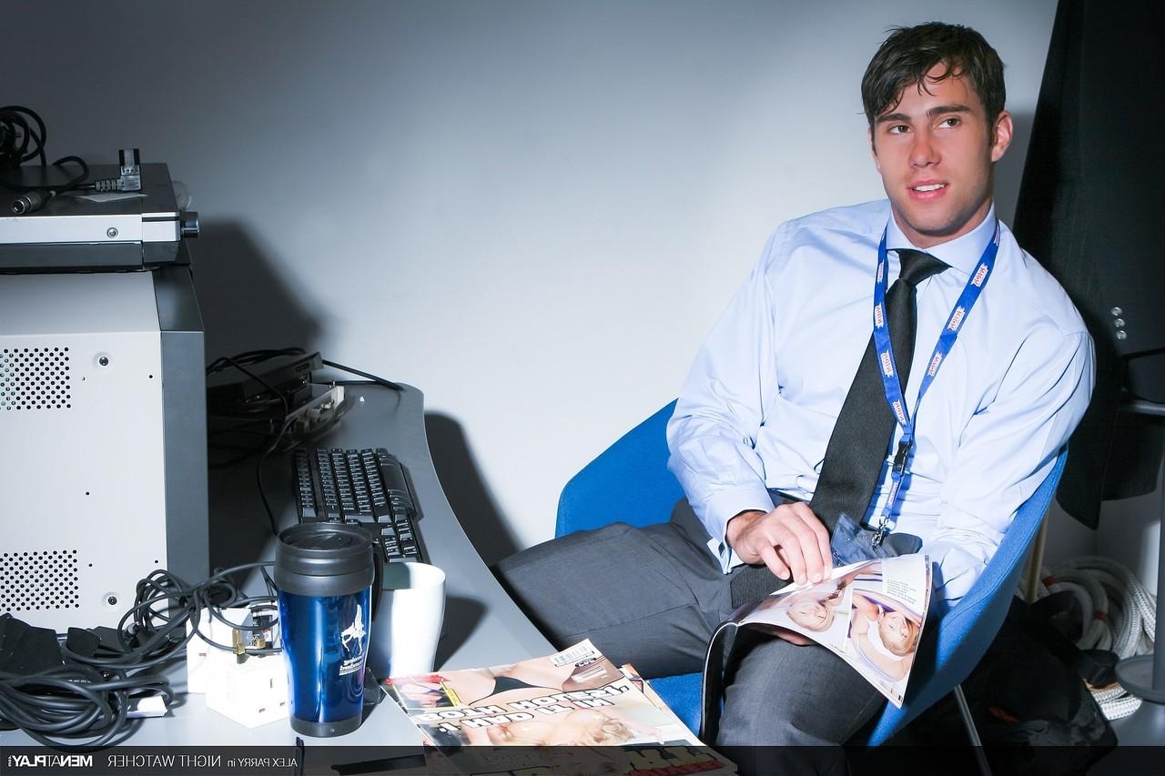 15P Handsome gay businessman Alex Parry pulls out his dick and jerks off at work