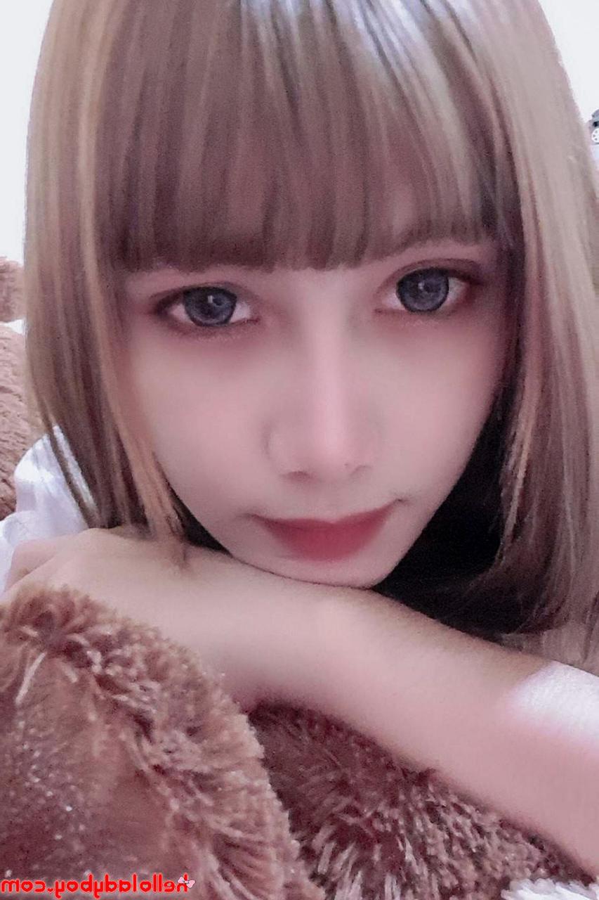20P Bonjour Ladyboy Ladyboy Non
