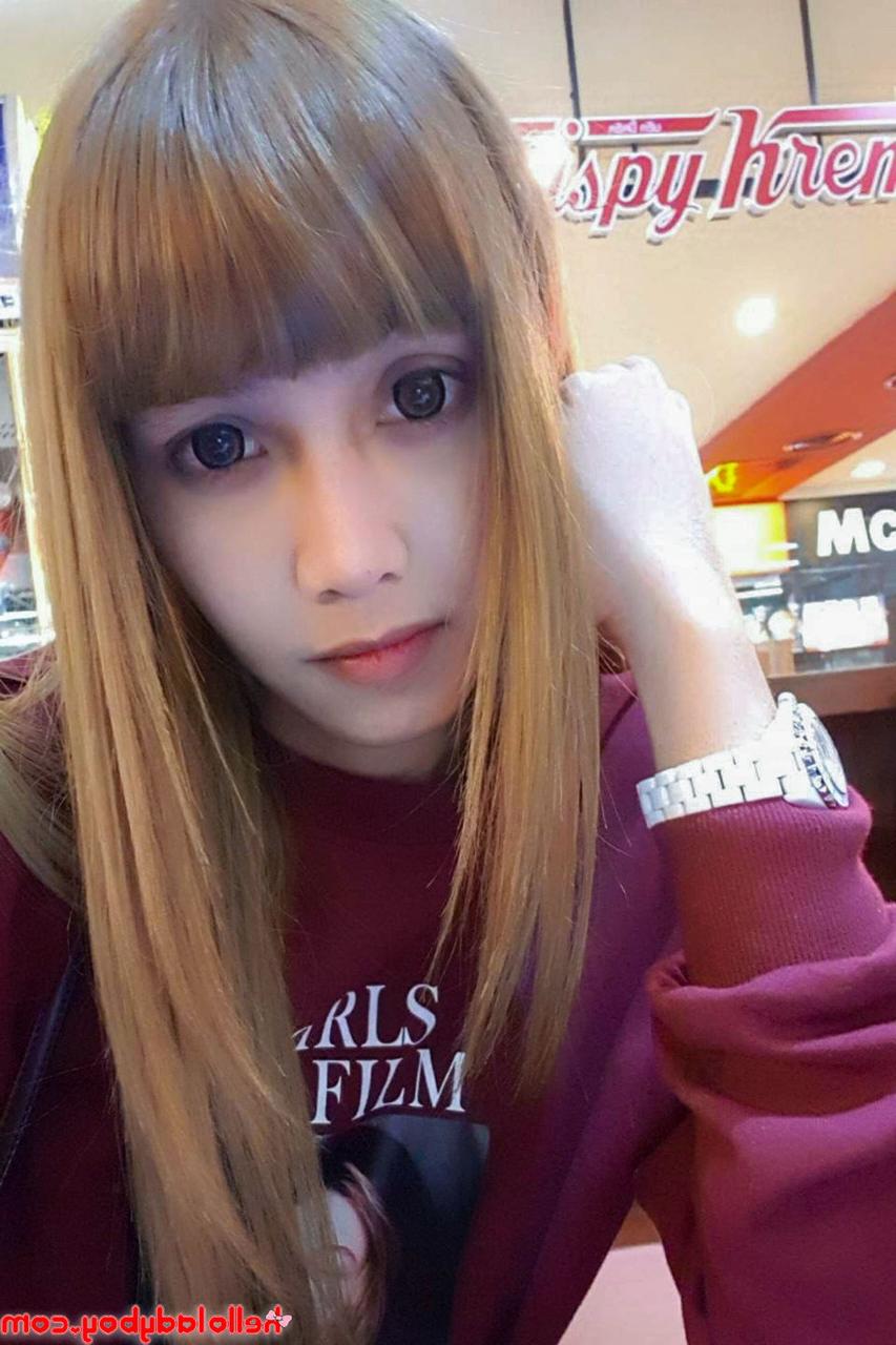 20P Bonjour Ladyboy Ladyboy Non
