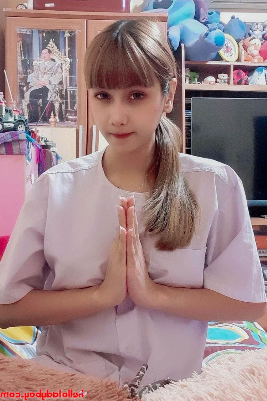 20P Bonjour Ladyboy Ladyboy Non