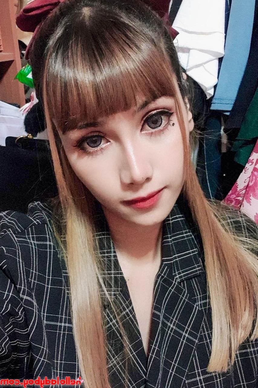 20P Bonjour Ladyboy Ladyboy Non