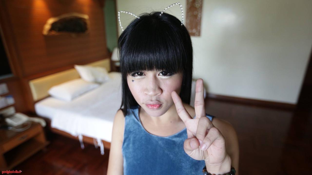 12P Hello Ladyboy performed by Dear XXX Gallery