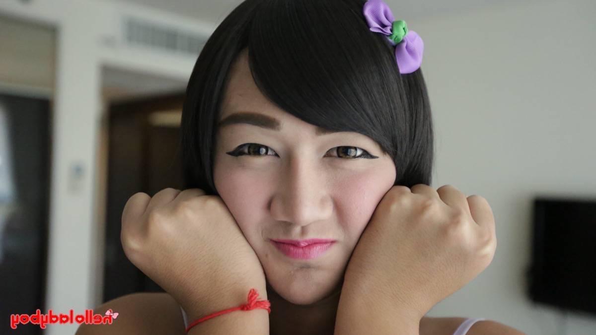 12P Hello Ladyboy performed by Gif Sex Gallery