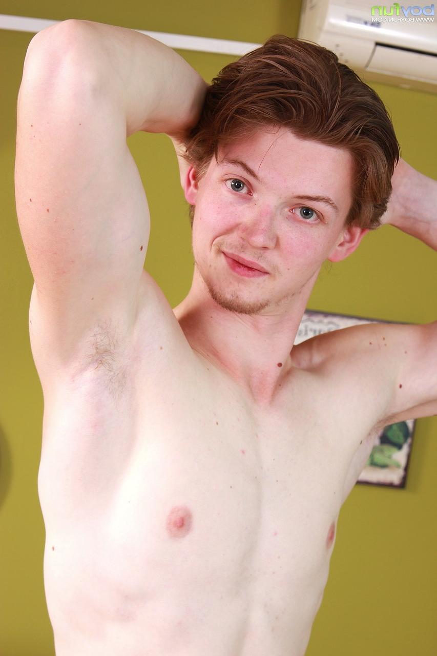 20P Junge Spaß Tyler Taylor