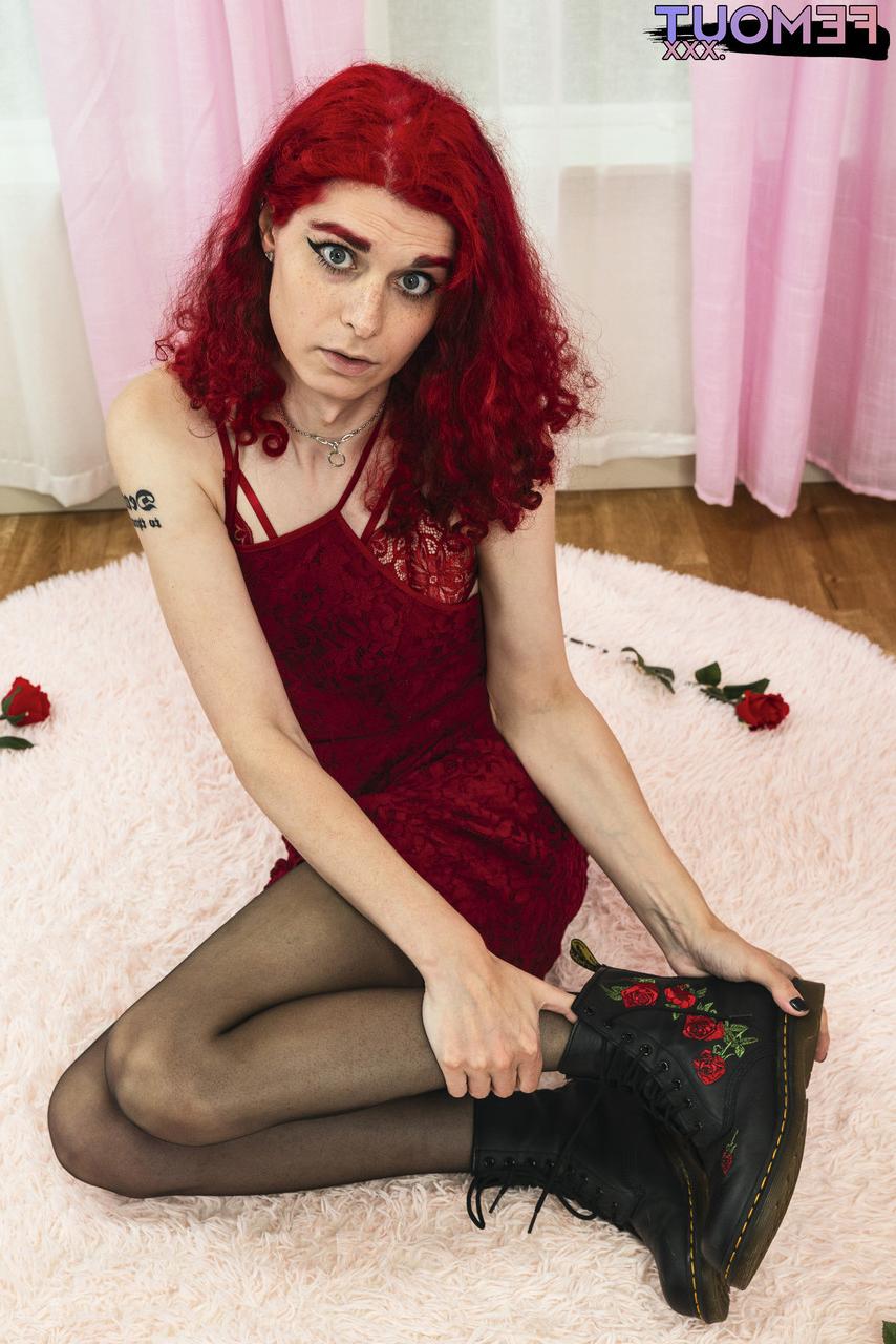 16P Femout XXX Rose Moon