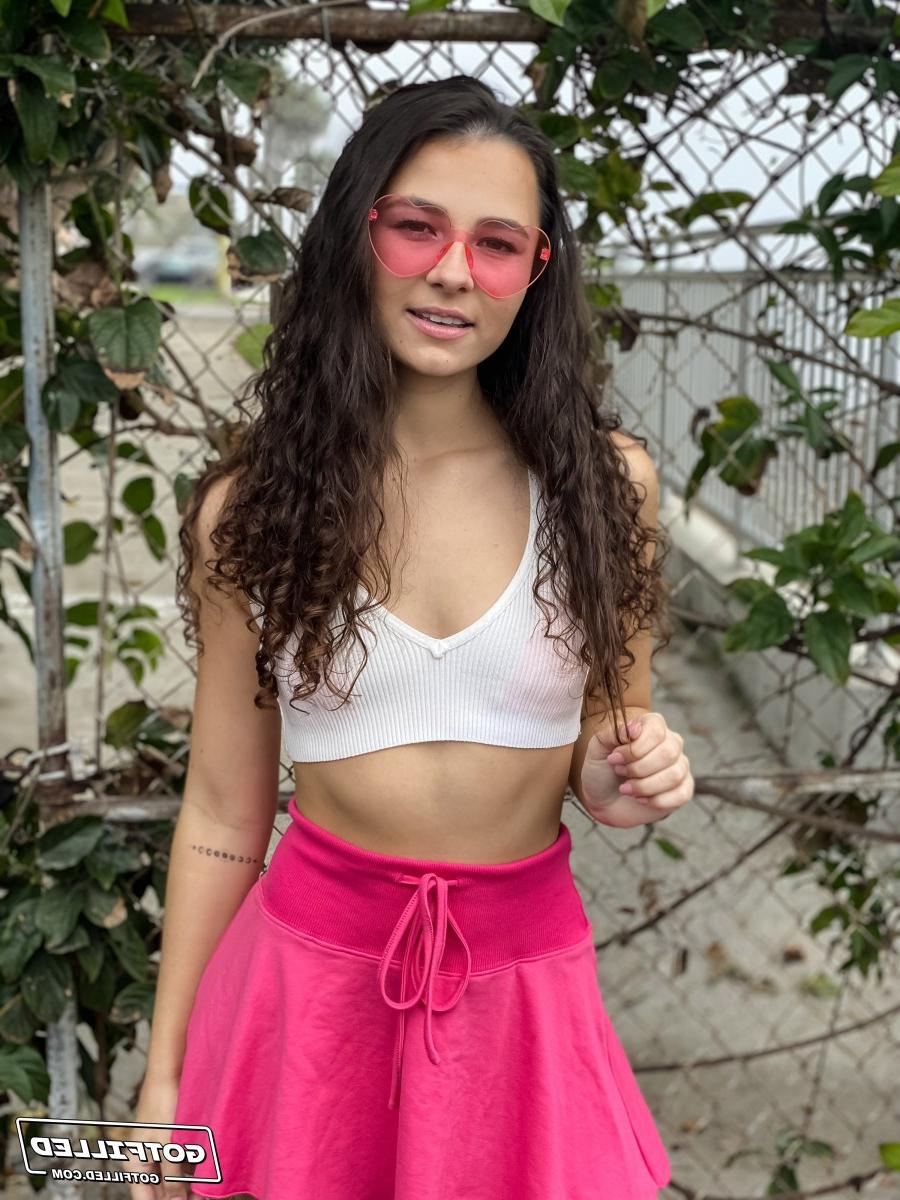20P Young brunette Liz Jordan models a bikini at a marina before sex at home