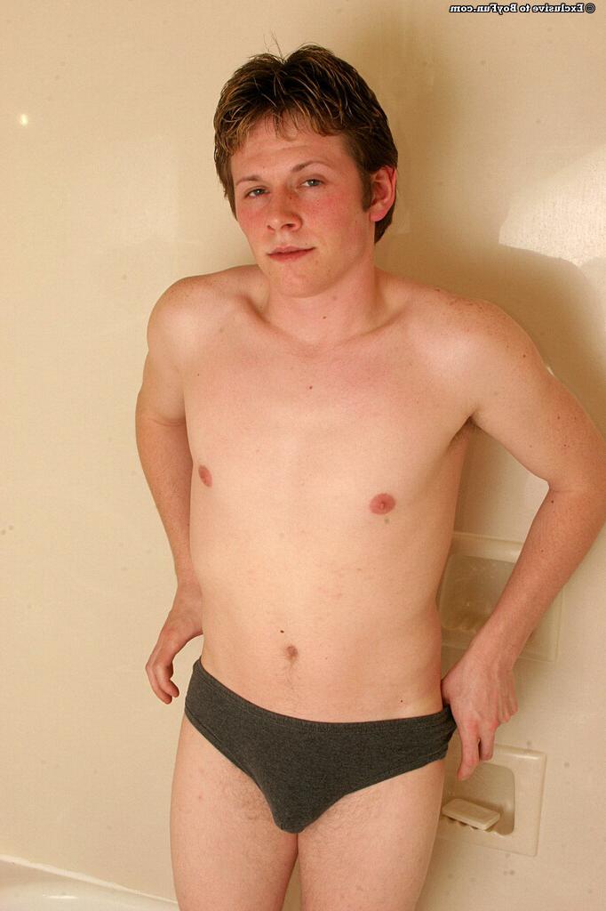 20P Boy Fun Kyle 14