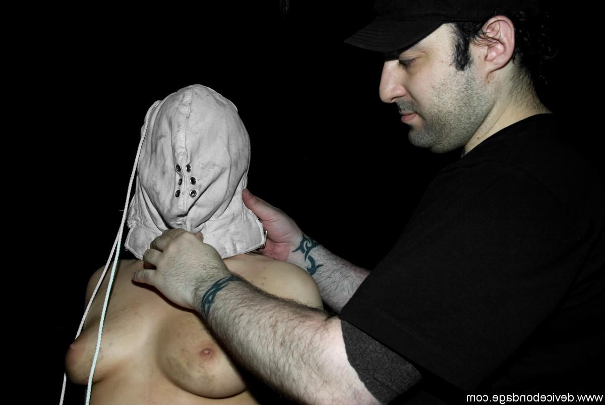 20P Bound American beauty Raina Verene getting slapped and toyed in the dungeon