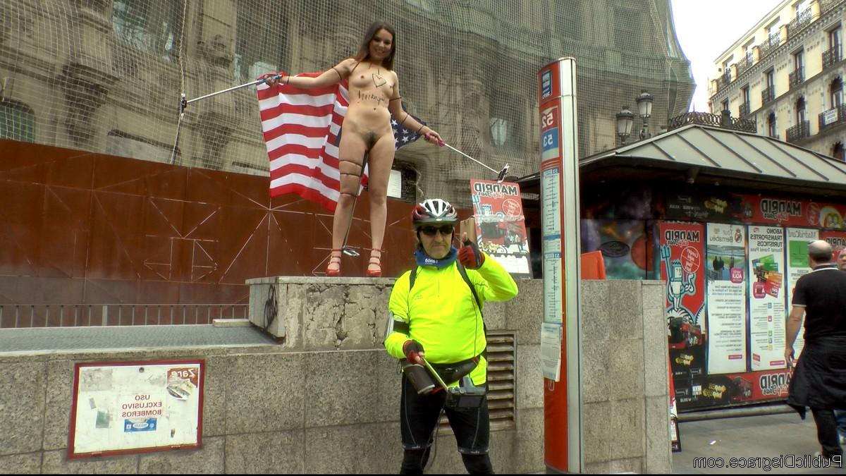 20P Public Disgrace Juliette March, Mona Wales, Xavi Tralla