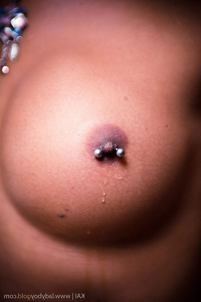 16P Ladyboy Gold mit Kai Porn Photos